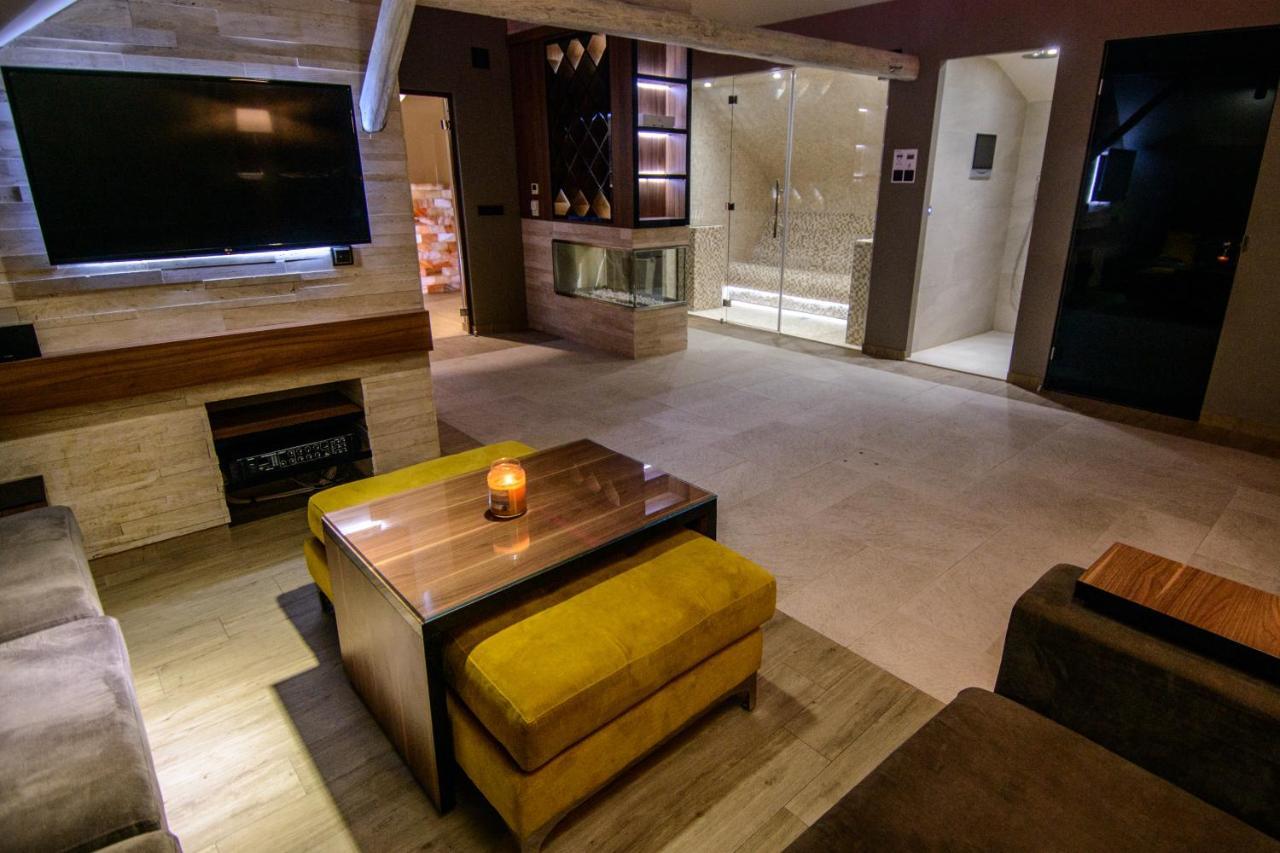 Apartments Marconio Wellness Club Белград Экстерьер фото